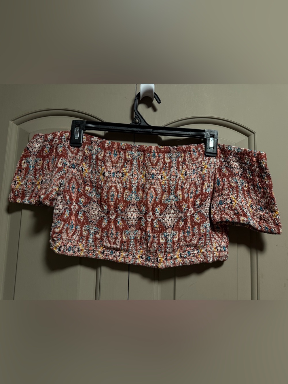 Xhilaration Rust Red Paisley Off-Shoulder Crop Top